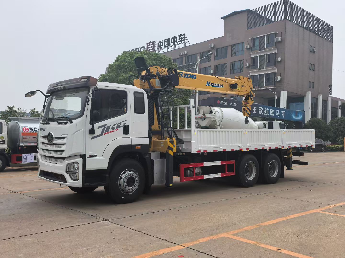 FAW Jiefang reference vehicle