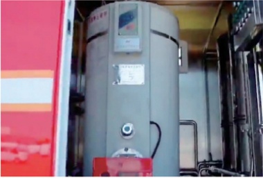 8-Person Shower Truck — detail 3